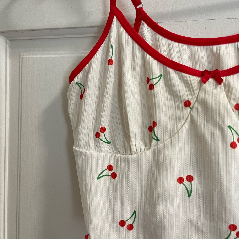 Cherry Print Crop Tank Top – Size M – Y2K Cute Summer Aesthetic